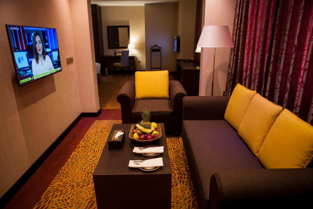 عکس هتل بارون (The Baron)