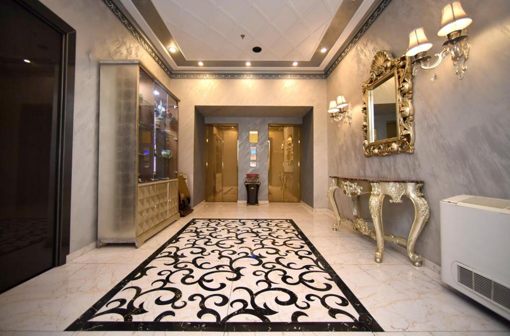 عکس هتل ایمپریال پالاس (Imperial Palace)