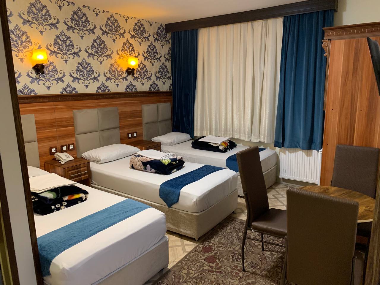 عکس هتل کاخ زیبا