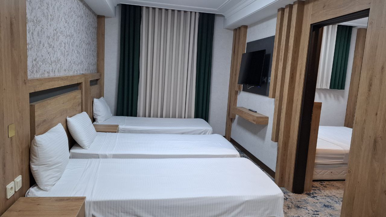 عکس هتل مهر آلاء