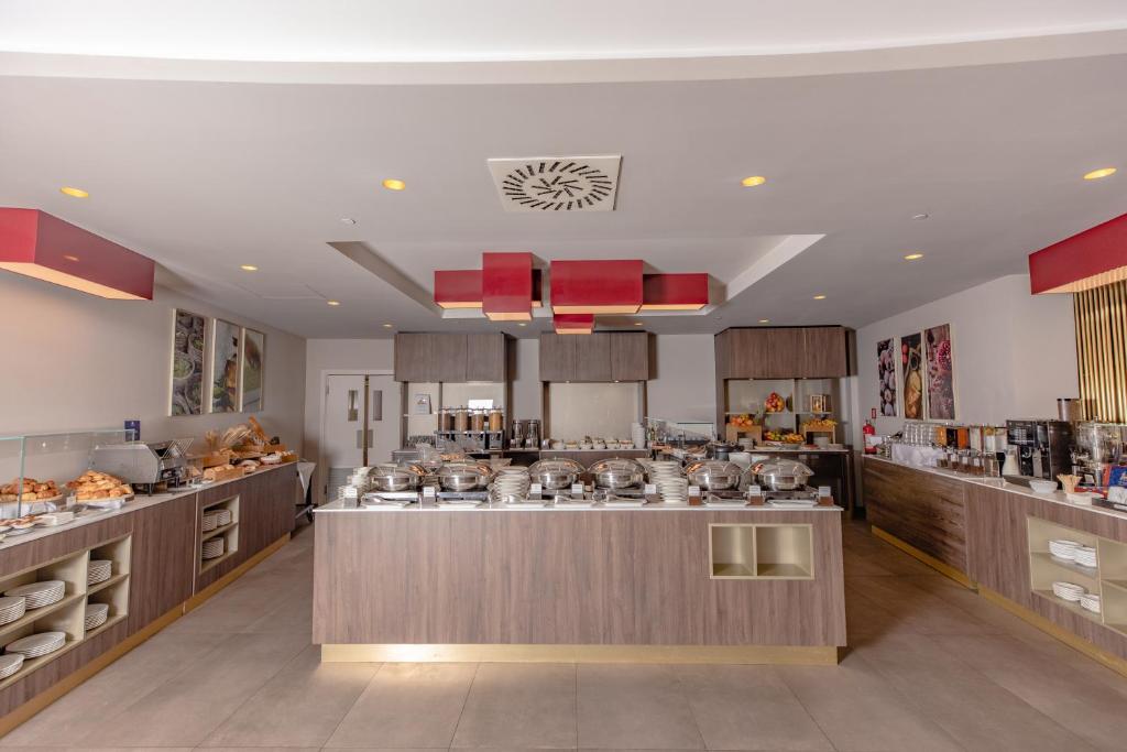 عکس هتل دابل تری بای هیلتون (Doubletree by Hilton)