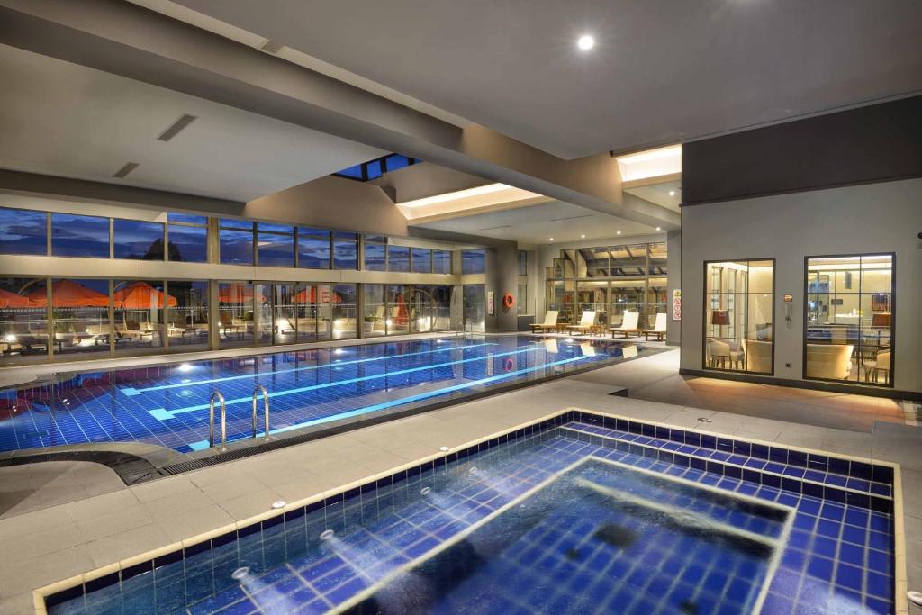 عکس هتل هیلتون (Hilton)