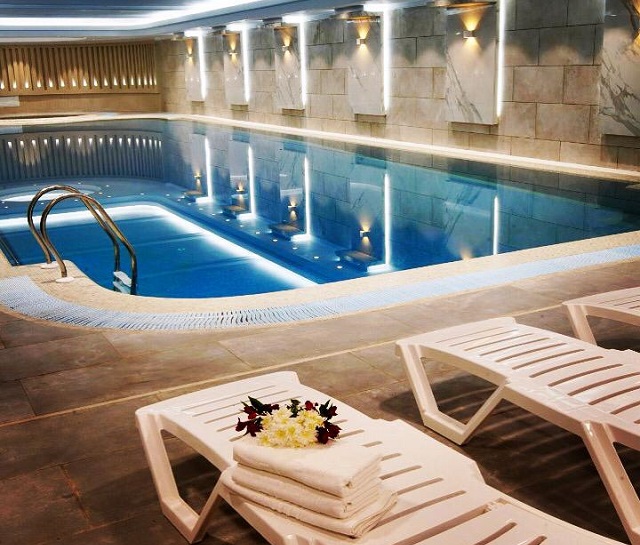 عکس هتل ویستریا