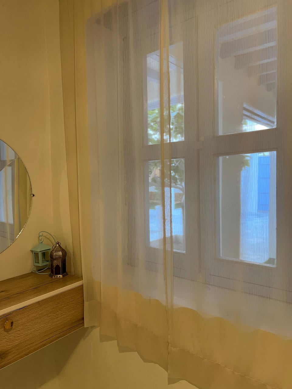 عکس هتل گل ابریشم