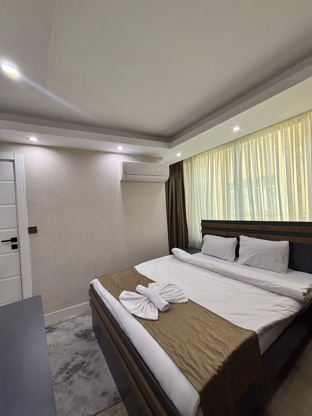 عکس هتل الی گرند ( elegrand )