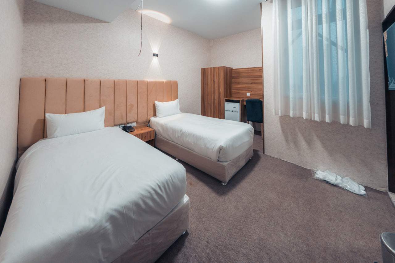 عکس هتل ویانا