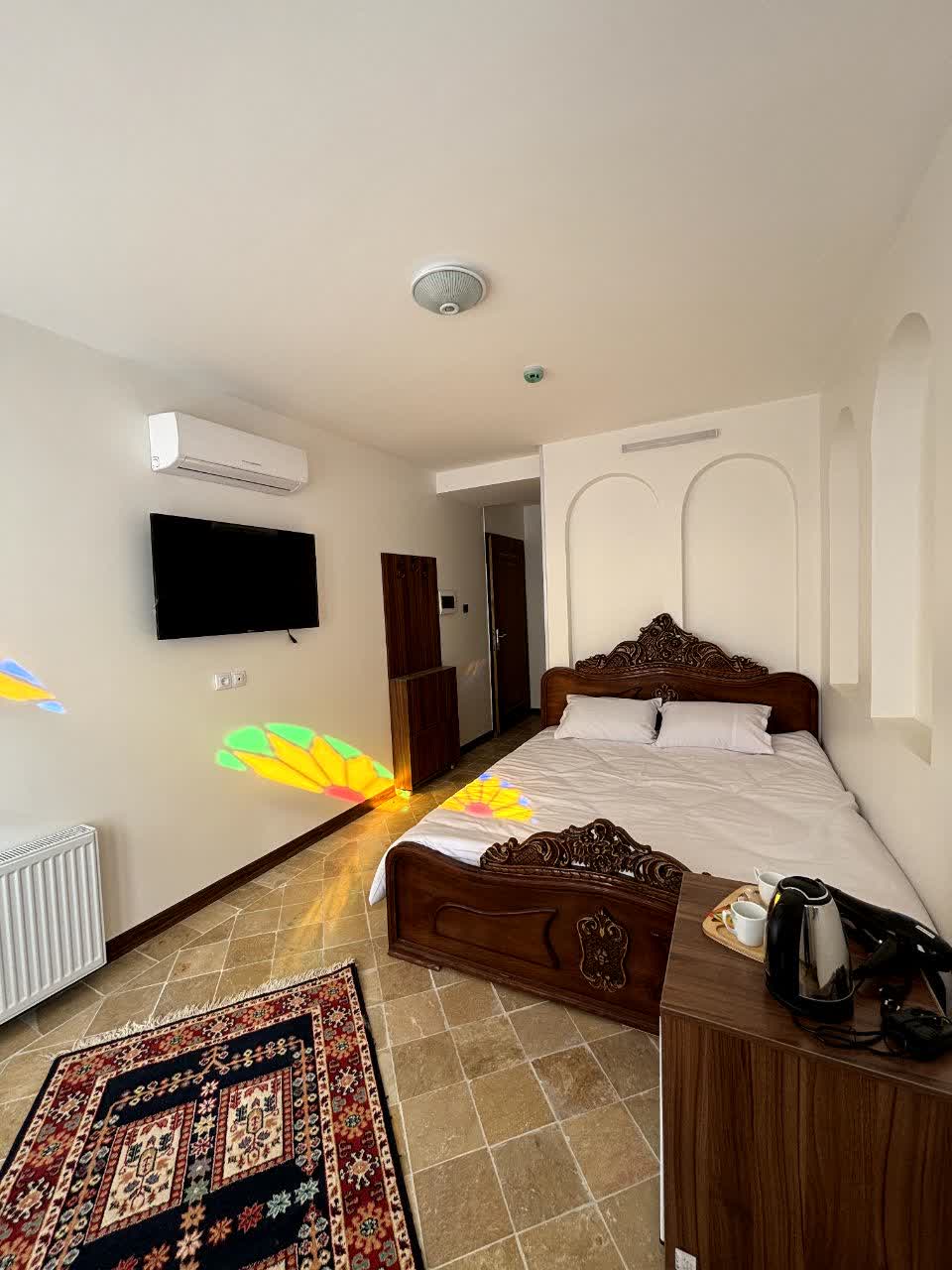 عکس هتل شاهان