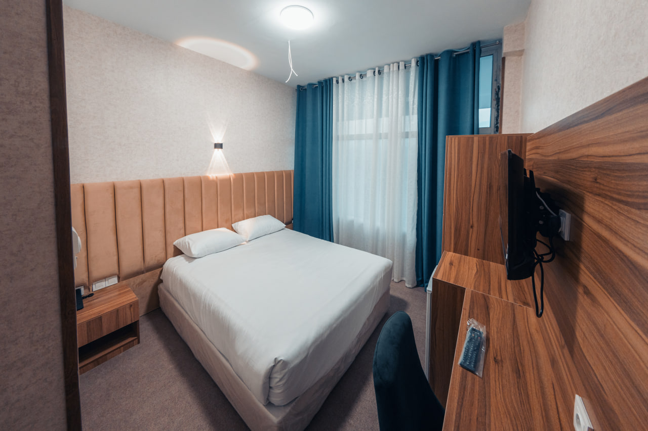 عکس هتل ویانا