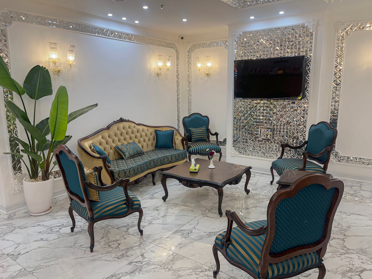 عکس هتل حبیب خان