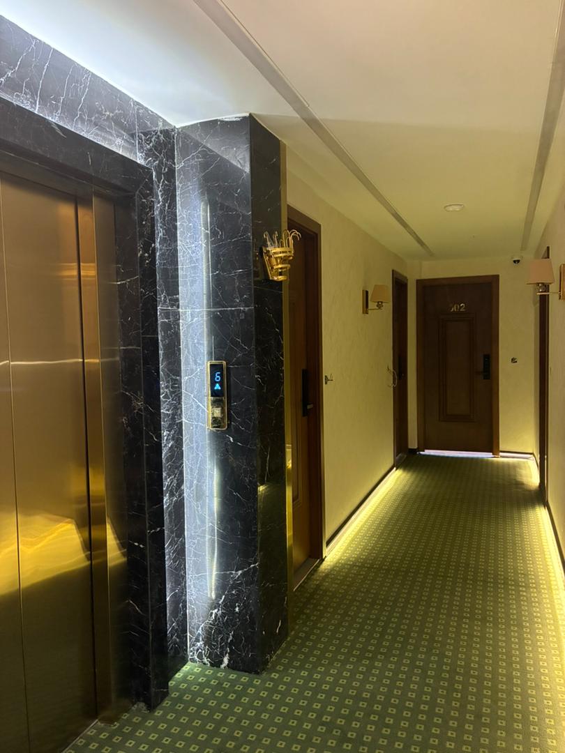 عکس هتل ورسای