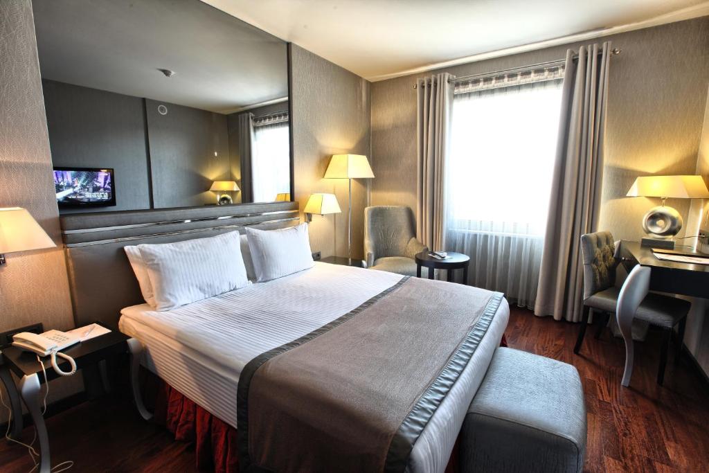 عکس هتل نیزا پارک (Niza Park)