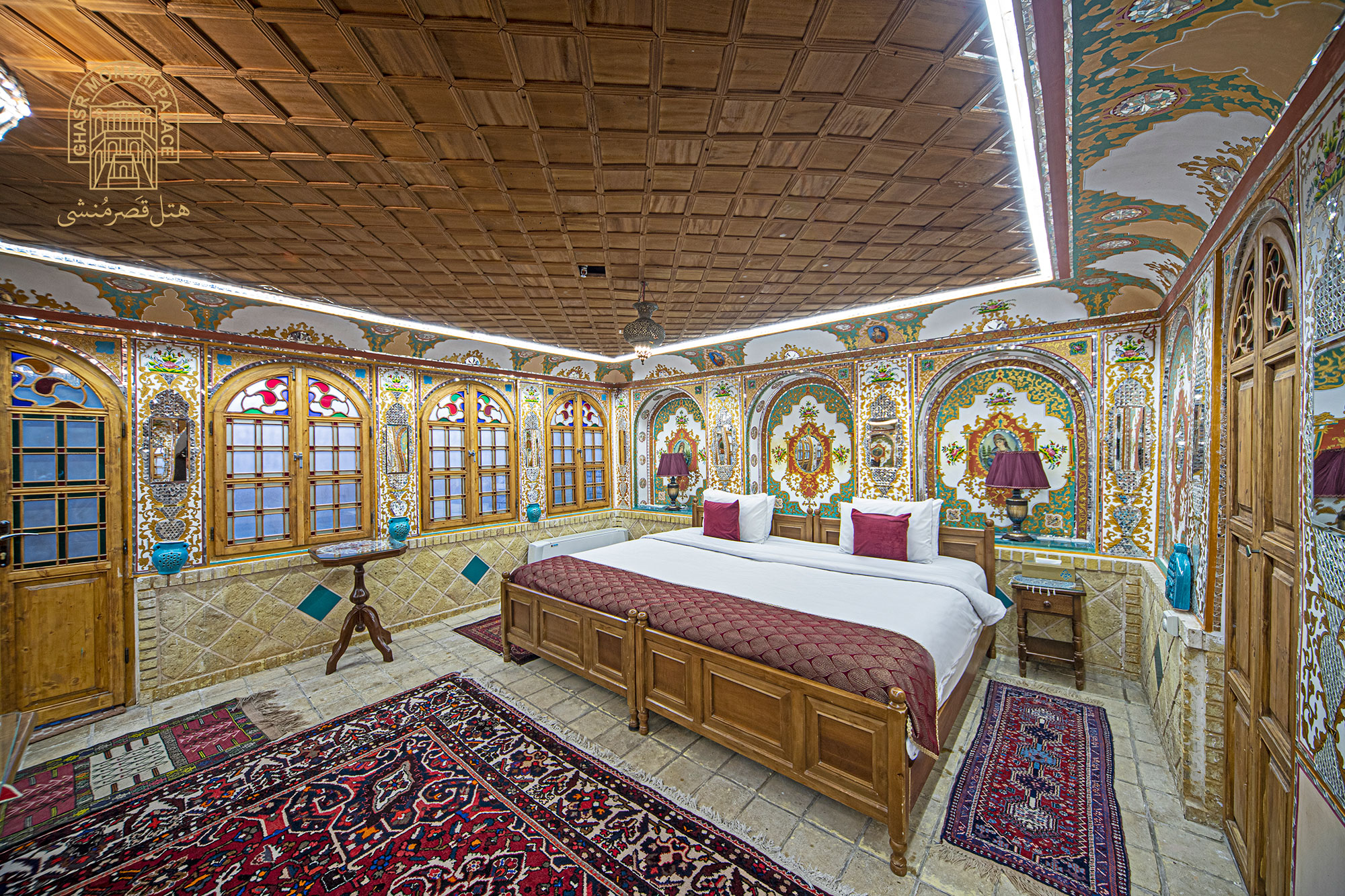 عکس هتل قصر منشی