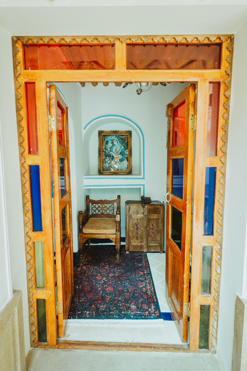 عکس هتل آناهید