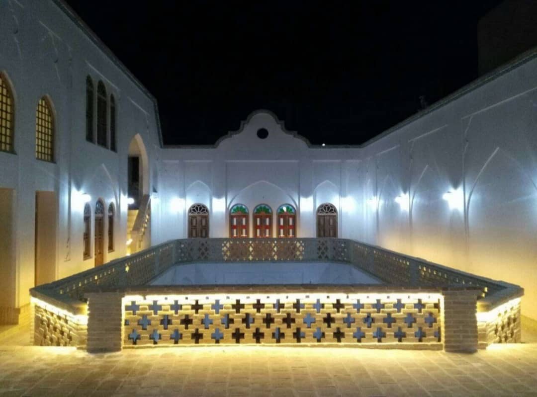 تصویر هتل شاه نشین