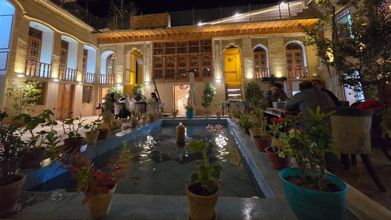 عکس هتل عمارت جهانشاهی