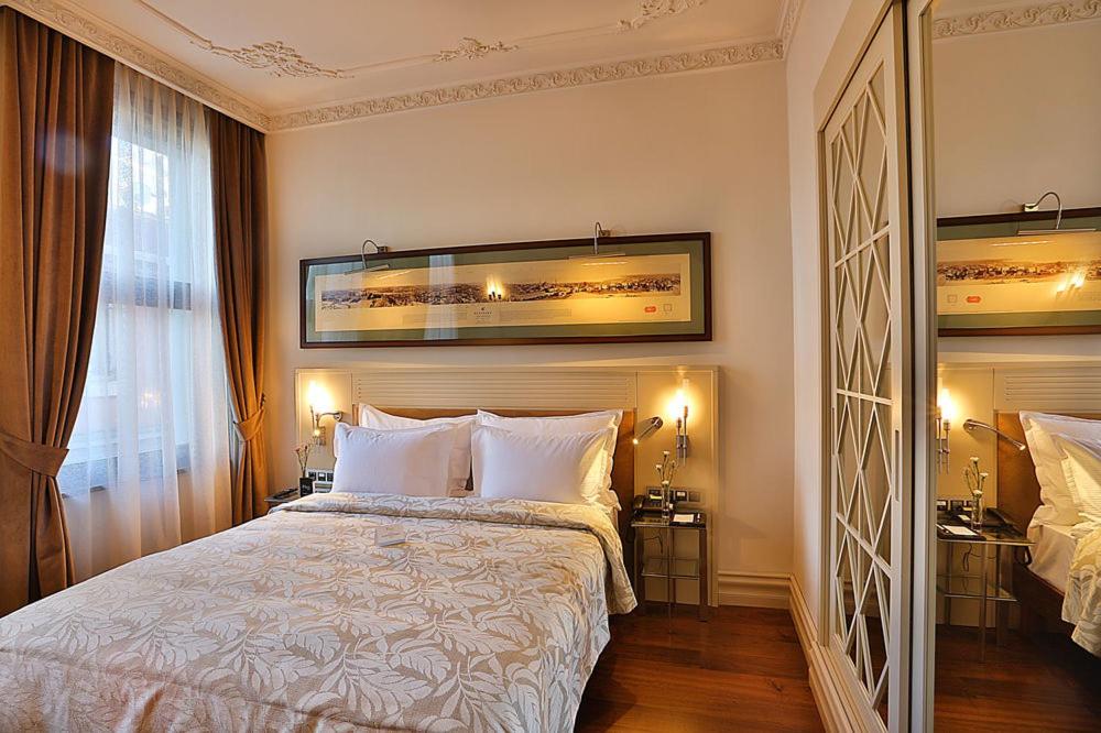 عکس هتل تکسیم لانژ (Taxim Lounge)