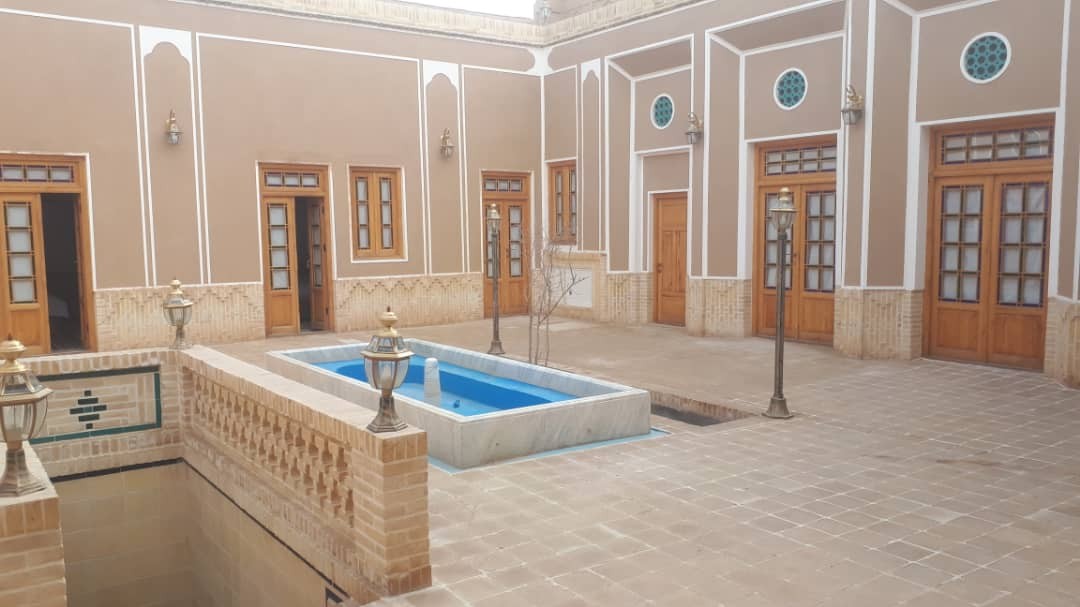 تصویر هتل آلما