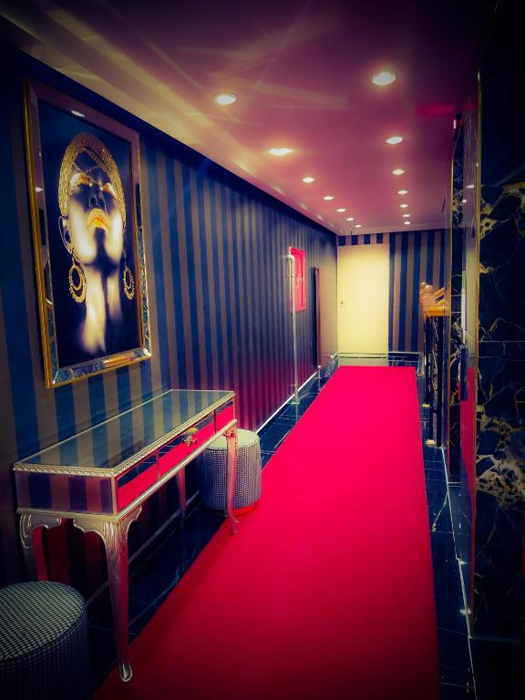 عکس هتل روا ورلد (Rua World)