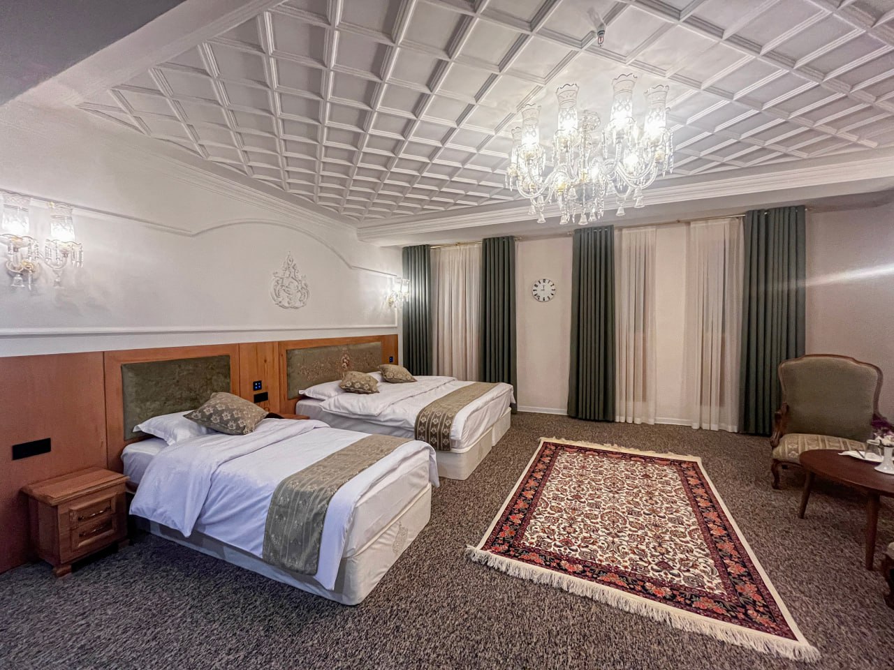 عکس هتل حبیب خان