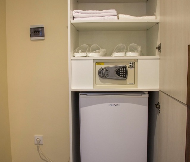 عکس هتل ورنوس