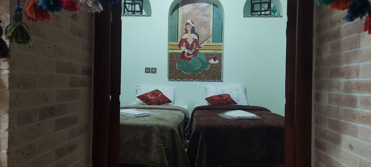 عکس هتل ملک تاج