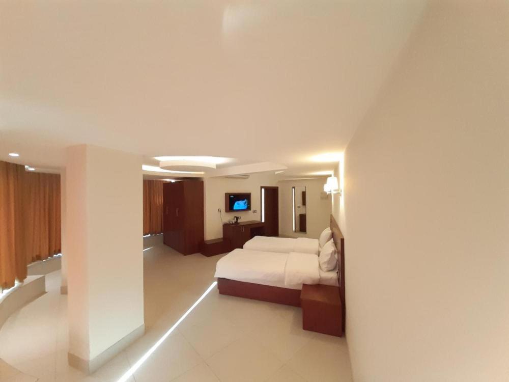 عکس هتل کورال (Coral)