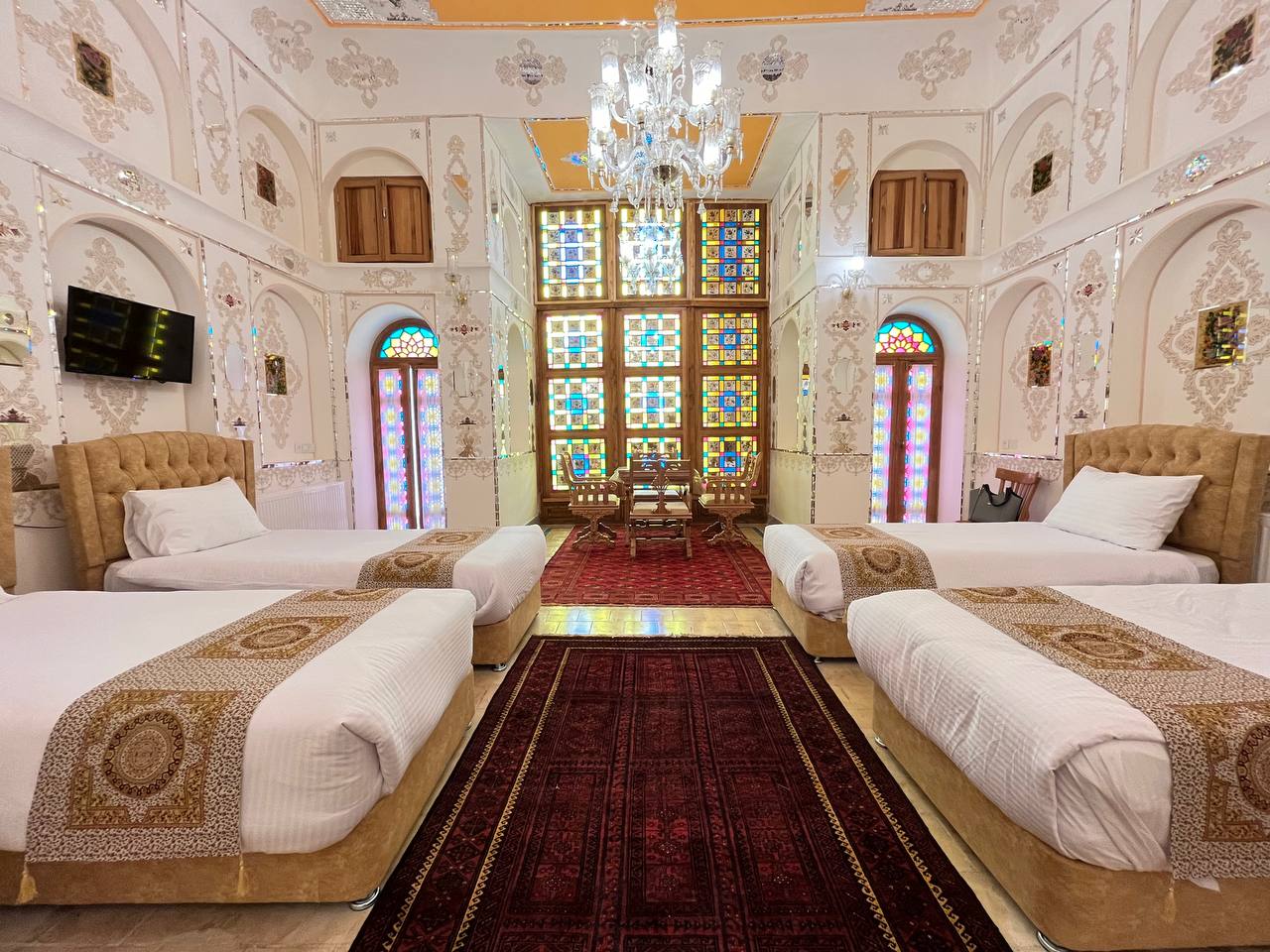 عکس هتل خاتم