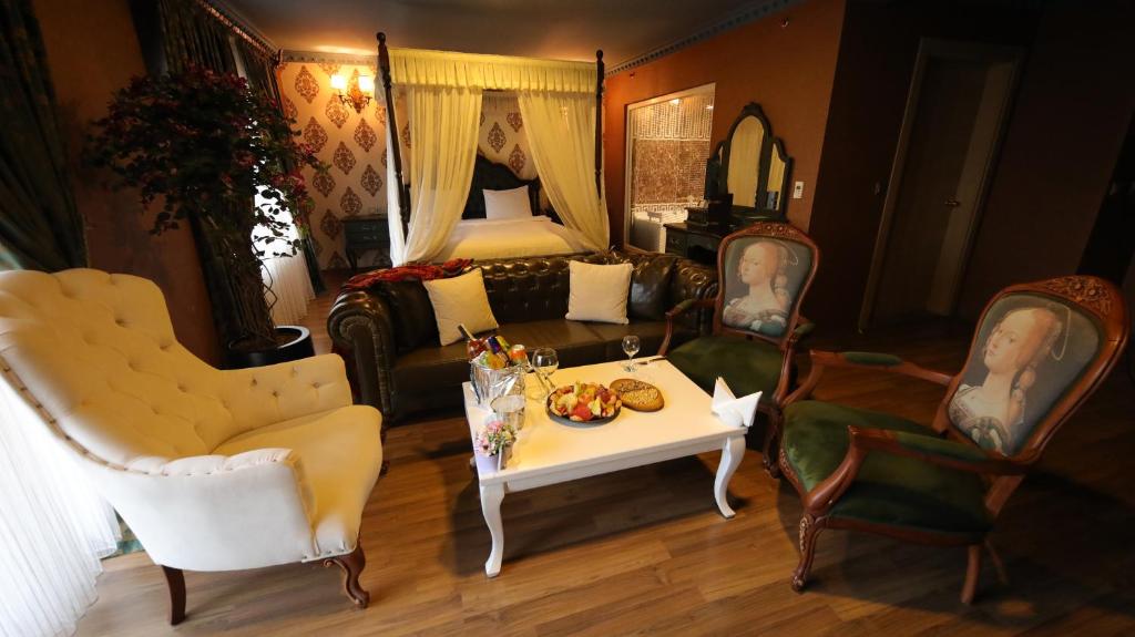 عکس هتل ریفرم (Reform)