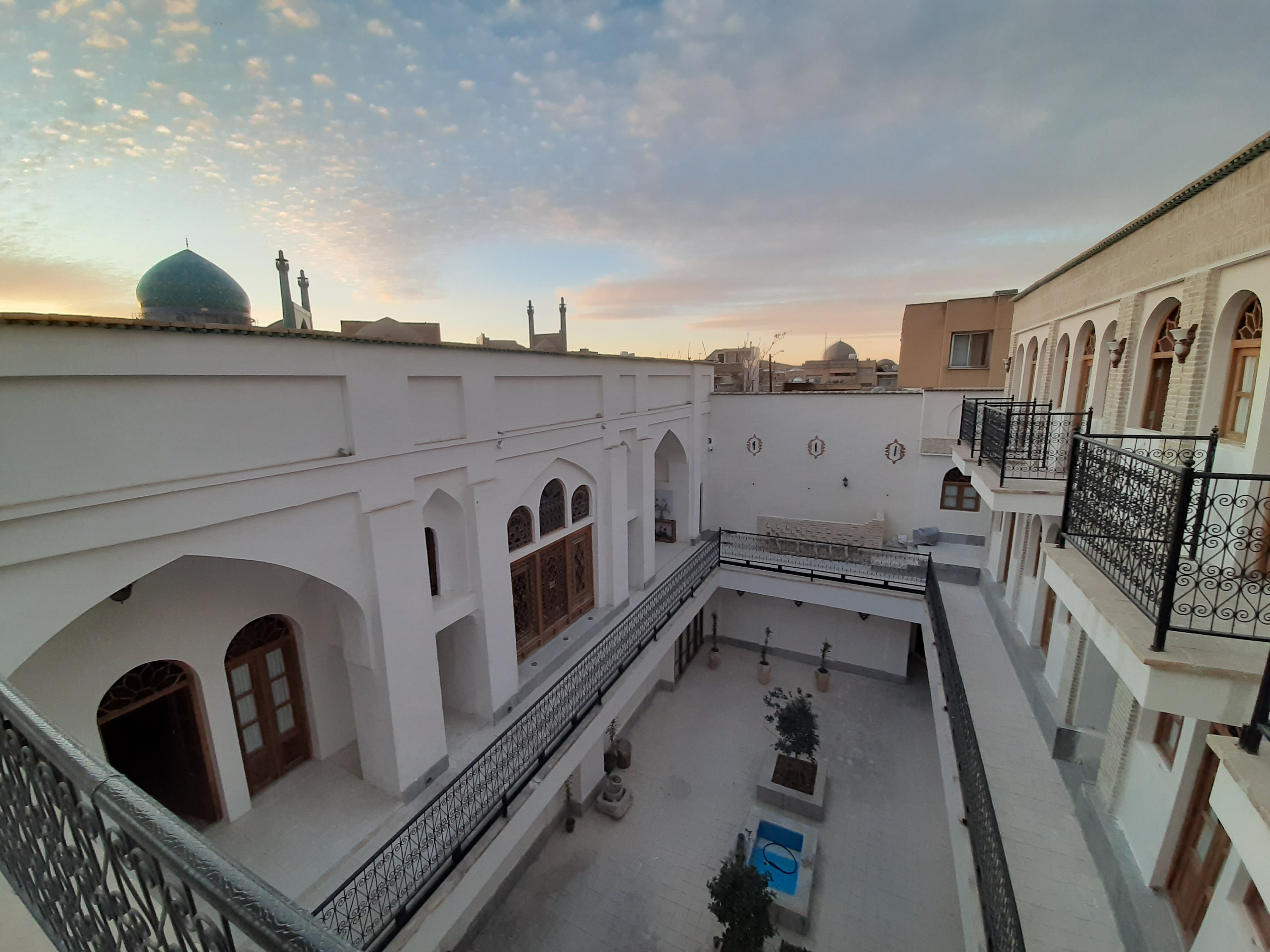 عکس هتل شاهان