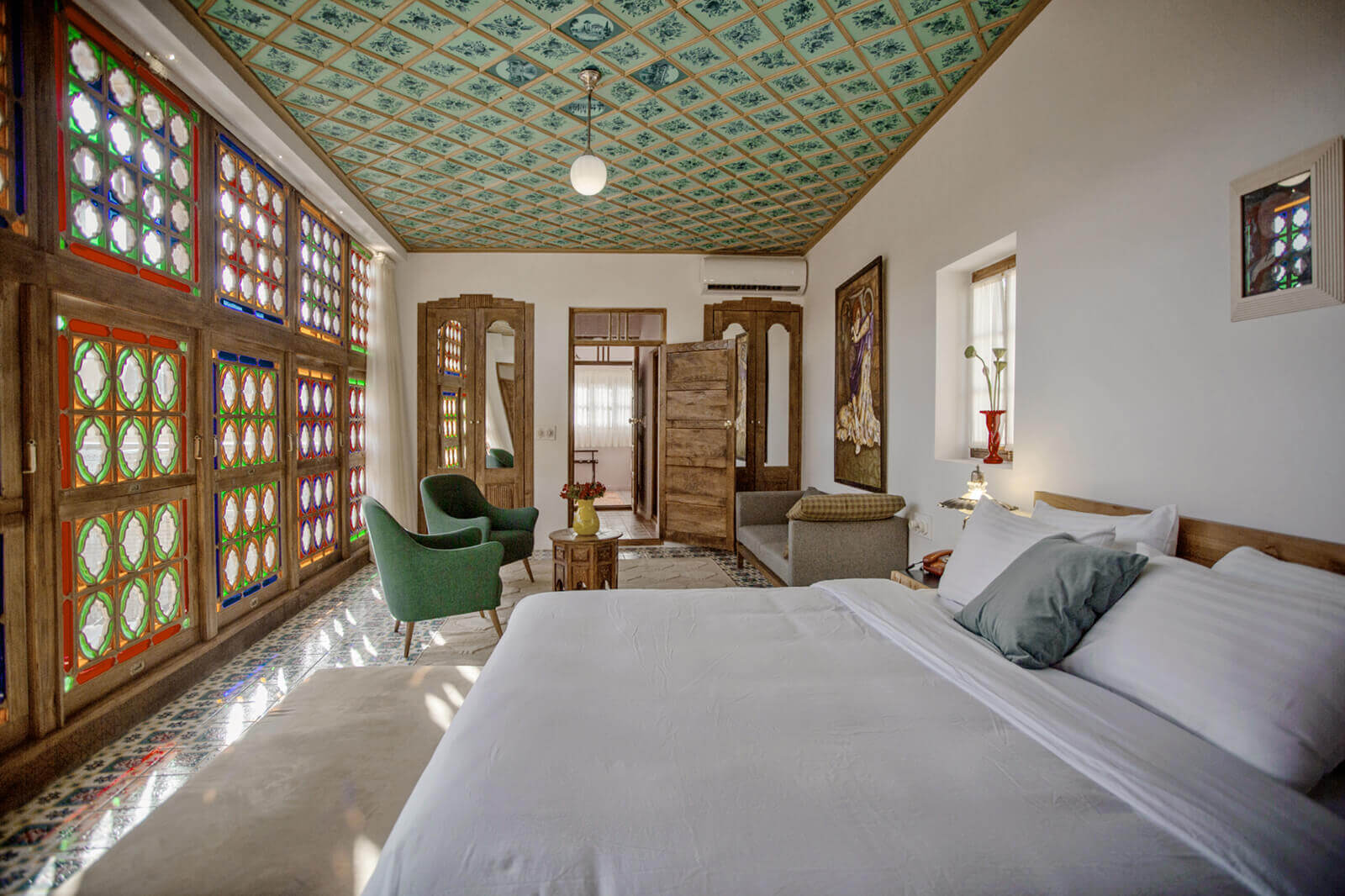 عکس هتل درب شازده