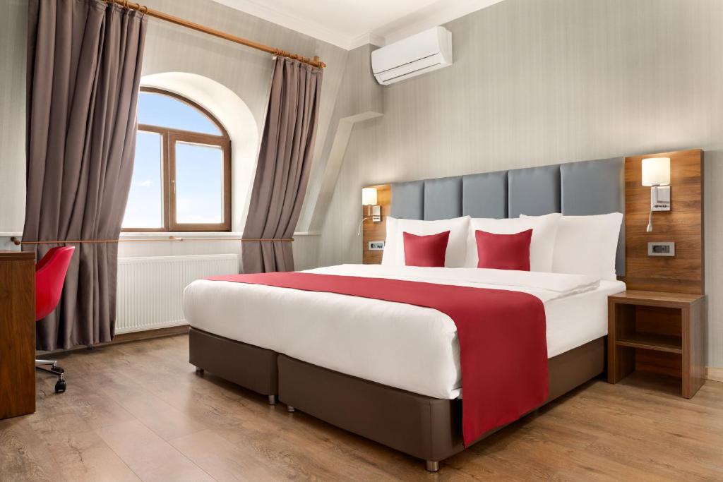 عکس هتل رامادا (Ramada)