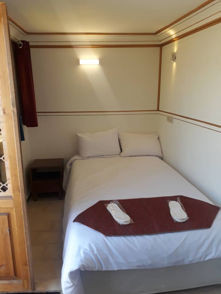 عکس هتل عمارت طاووسیه