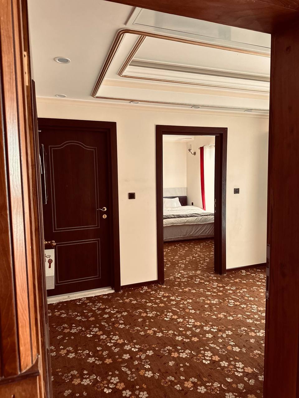تصویر هتل طلاییه