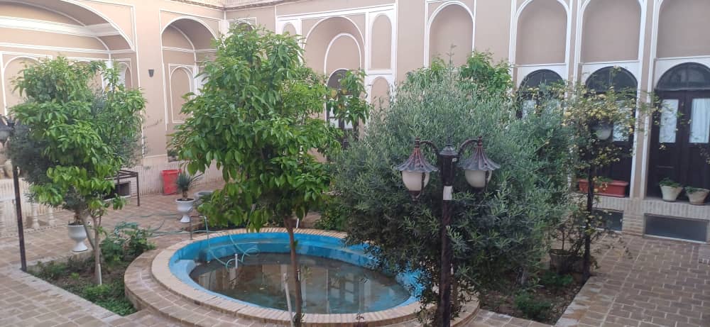 عکس هتل کهن پایاب