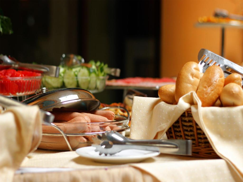 عکس هتل آکواتک ریزورت (Aquatek Resort)