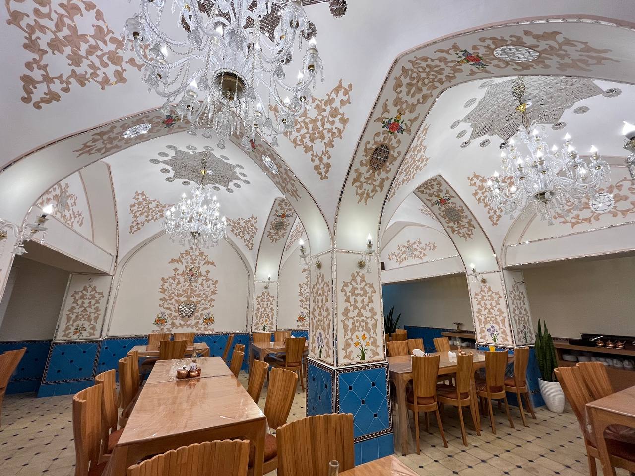 عکس هتل خاتم