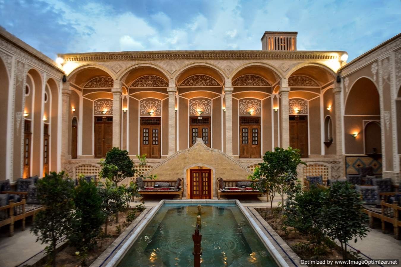 تصویر هتل دربار