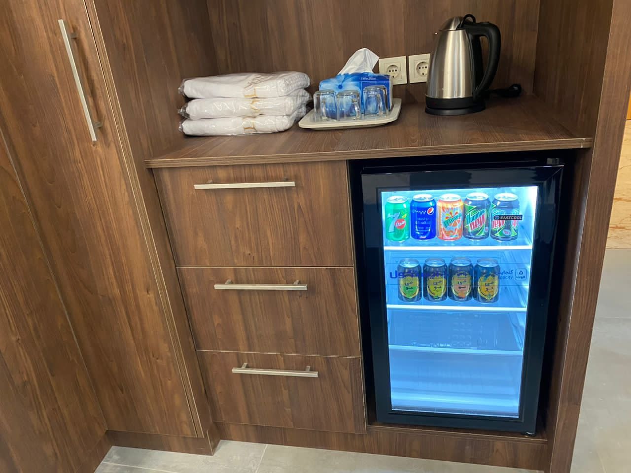 عکس هتل آوات