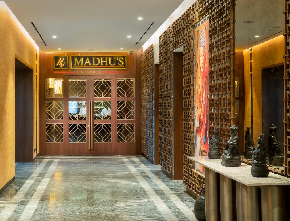 عکس هتل سوئیس اوتل (Swissotel)