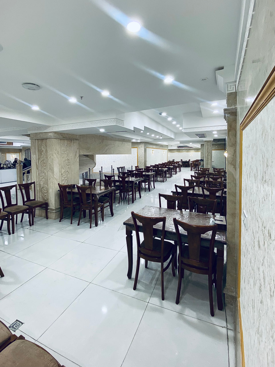 عکس هتل ضیافت نور