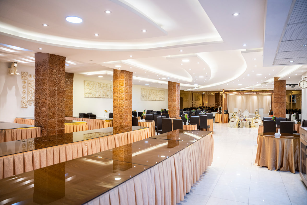 عکس هتل ملک