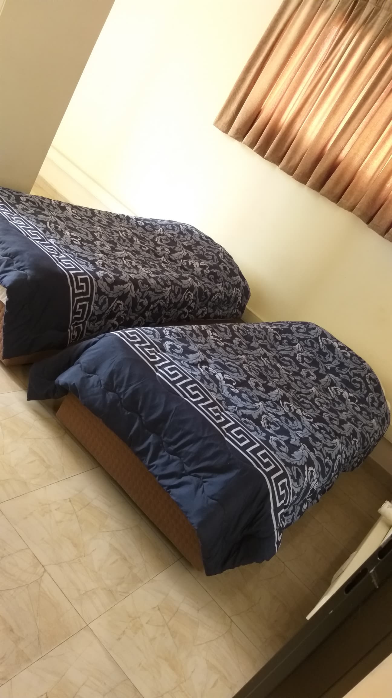 عکس هتل آتا