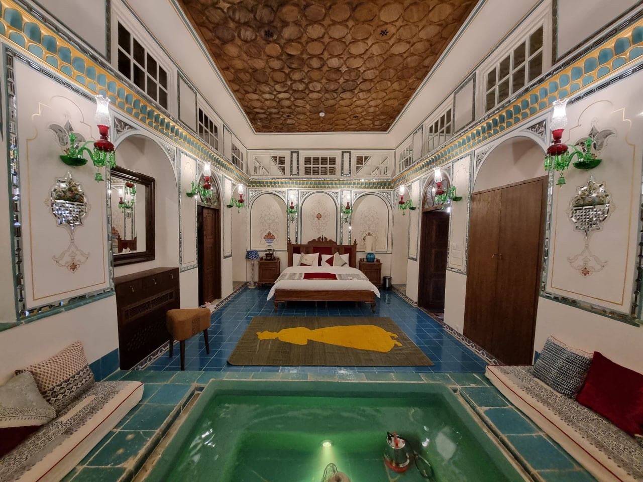 تصویر هتل عمارت شهسواران