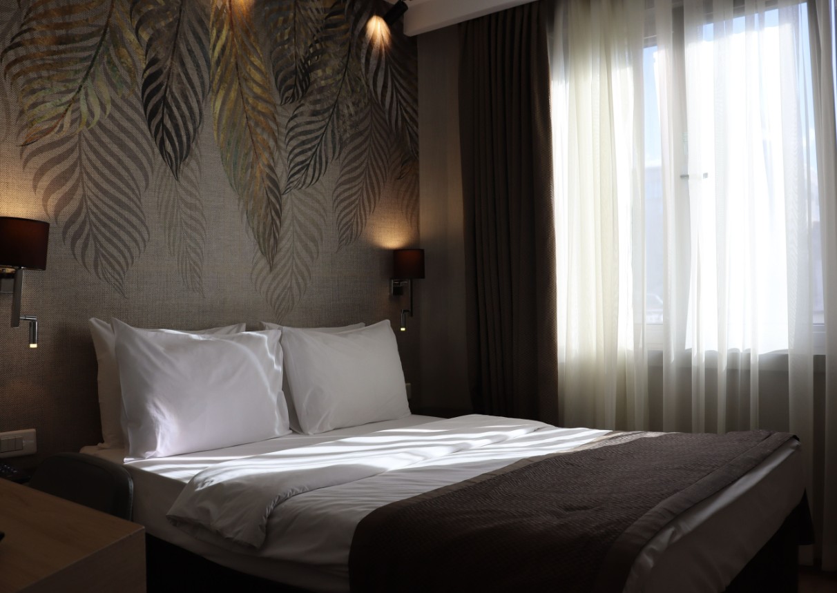 عکس هتل ریوا