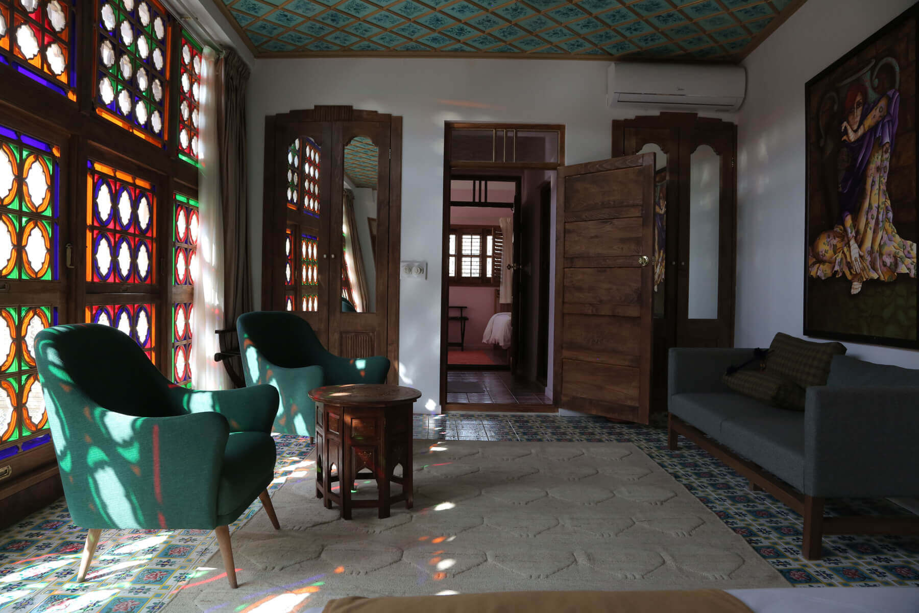 عکس هتل درب شازده