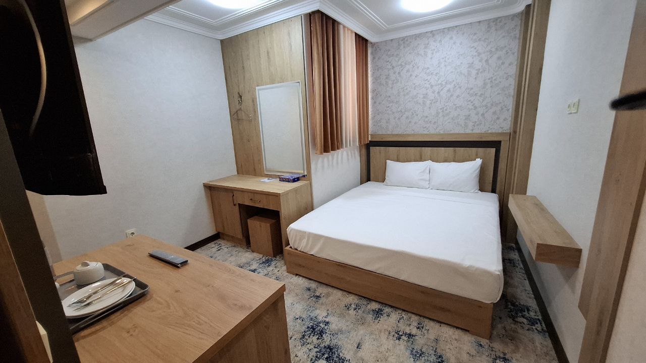 عکس هتل مهر آلاء