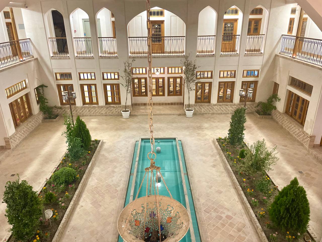 عکس هتل ساباط