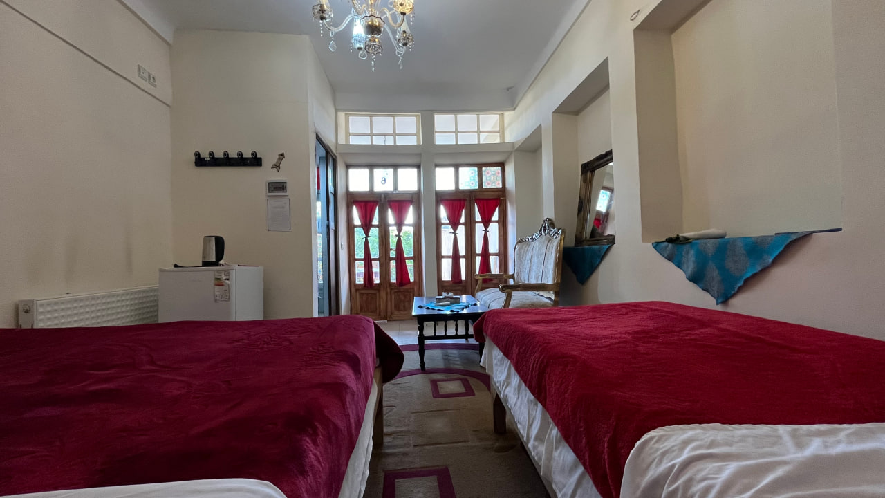 عکس هتل بازار