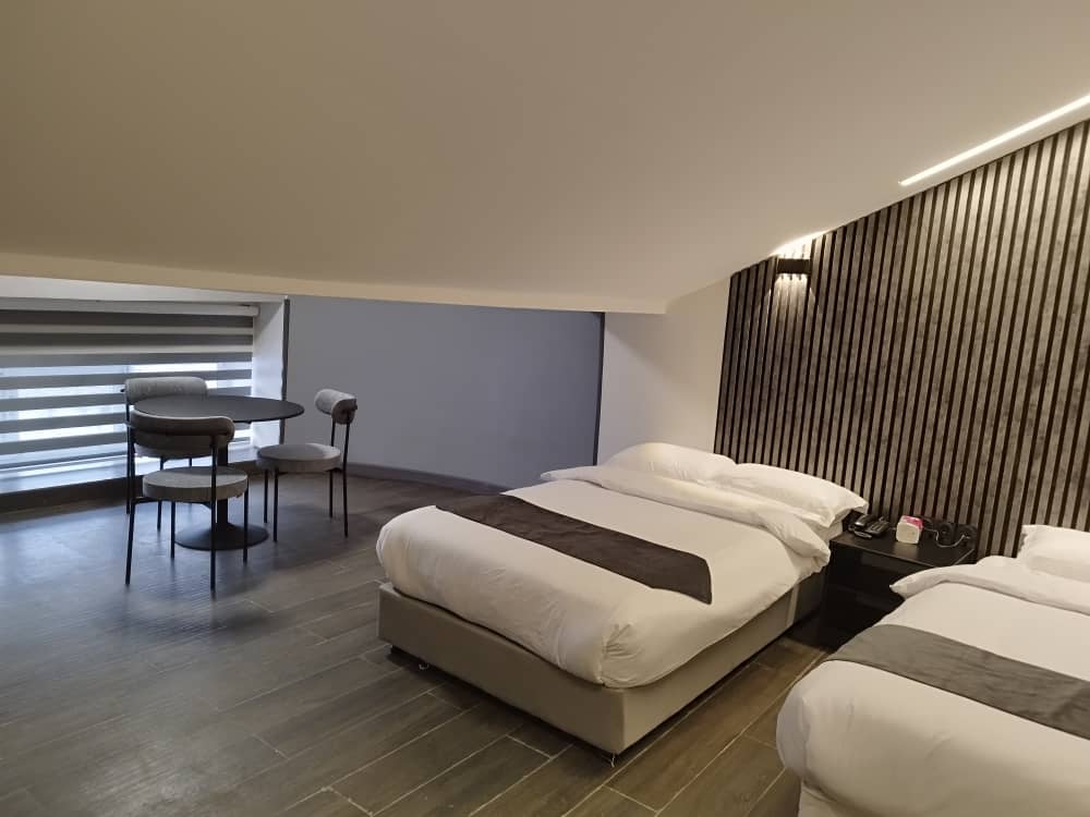 عکس هتل یاس