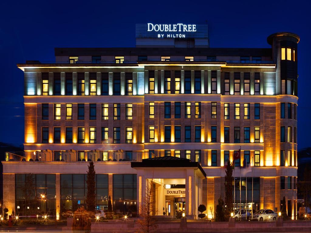 عکس هتل دابل تری بای هیلتون (DoubleTree by Hilton)